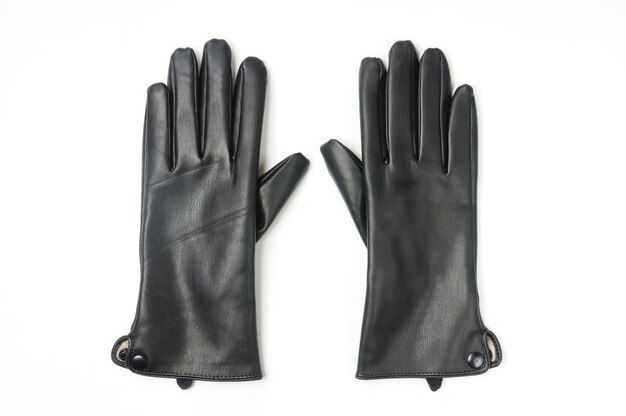 Gants en cuir occasionnels sur blanc isolé