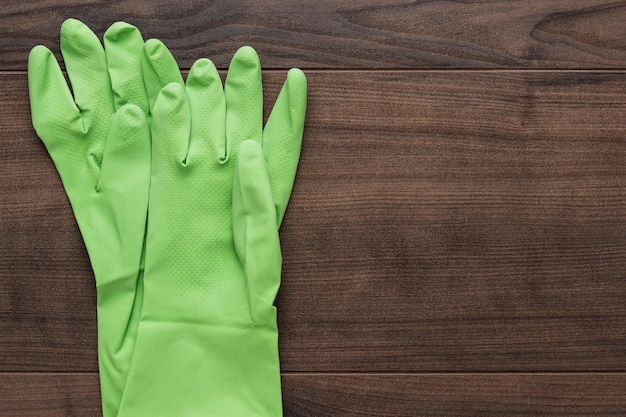 Gants de nettoyage en caoutchouc vert