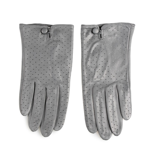 Gants pour femmes en cuir gris magnifique isolés sur blanc