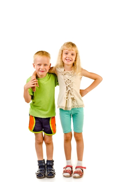 garçon et une fille