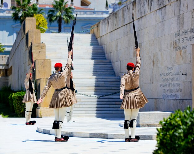 gardes à Athènes