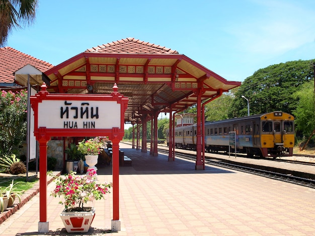 La gare de Hua Hin est une attraction touristique majeure de Hua Hin