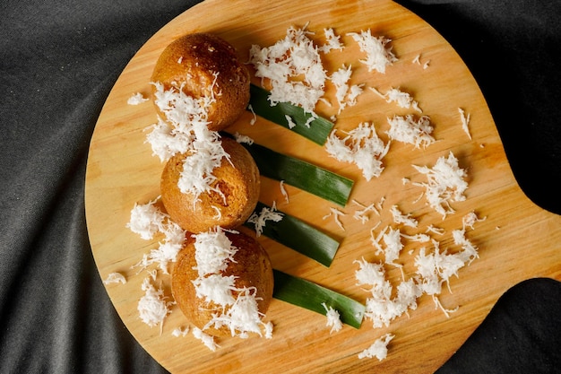 Le gâteau Apem ou Apang est un gâteau traditionnel typique de la tribu Makassar Bugis.