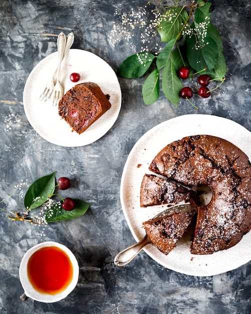 Gâteau au chocolat aux cerises