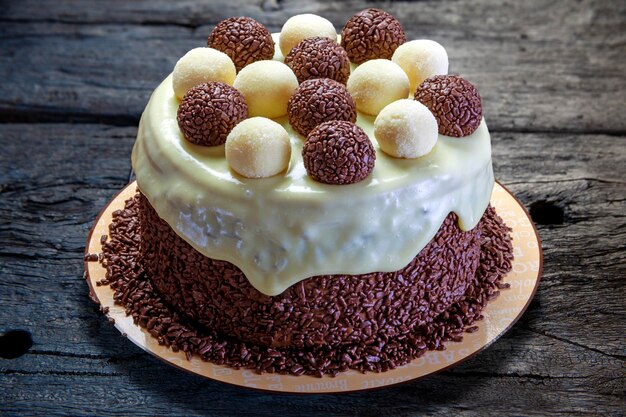 Gâteau au chocolat avec bonbon