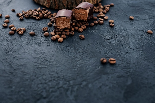 Gâteau au chocolat et grains de café