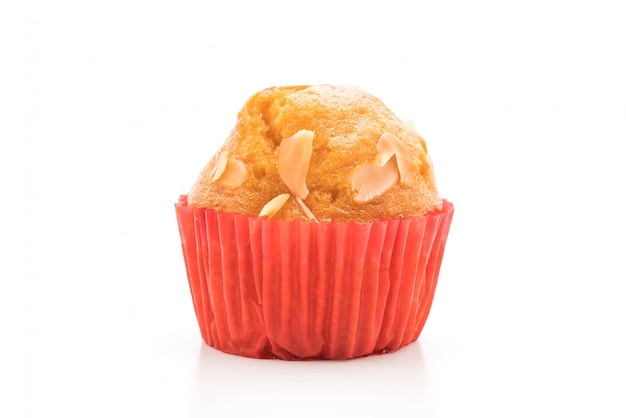 Photo gâteau aux muffins sur fond blanc