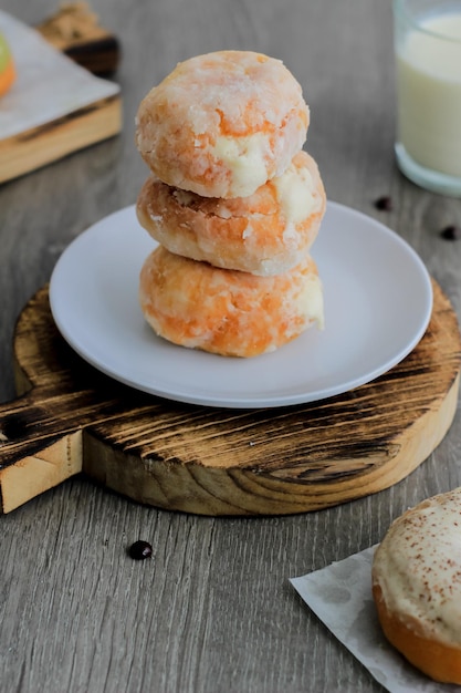 Le gâteau Bomboloni est sucré et riche en glucides