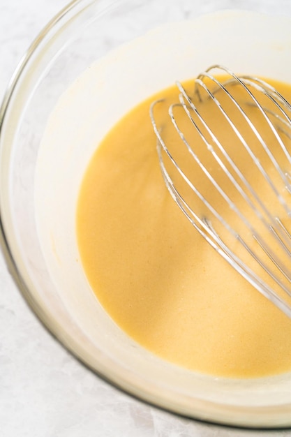 Gâteau bundt aux carottes avec glaçage au fromage à la crème