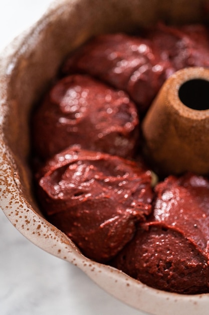 Gâteau Bundt en velours rouge