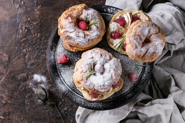 Gâteau Choux Paris Brest aux Framboises