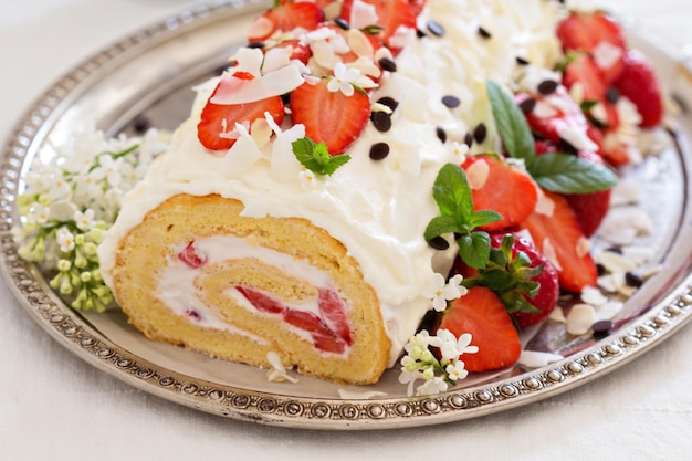 gâteau à la crème aux fraises