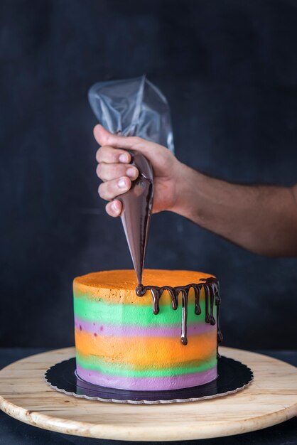 Gâteau de différentes couleurs