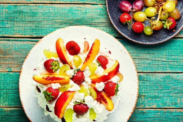 Gâteau d'été à la pastèque et aux baies