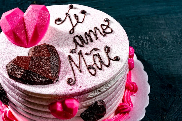 Gâteau De Fête Des Mères Recouvert De Paillettes Roses Avec écriture Portugaise Te Amo Mae