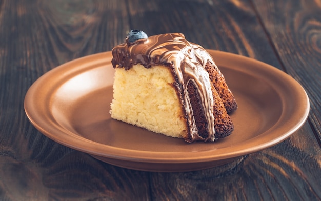 Gâteau avec garniture au chocolat