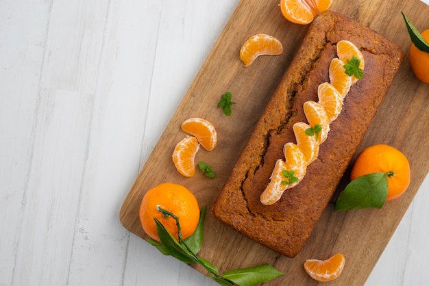 Gâteau mandarine aux fruits frais.