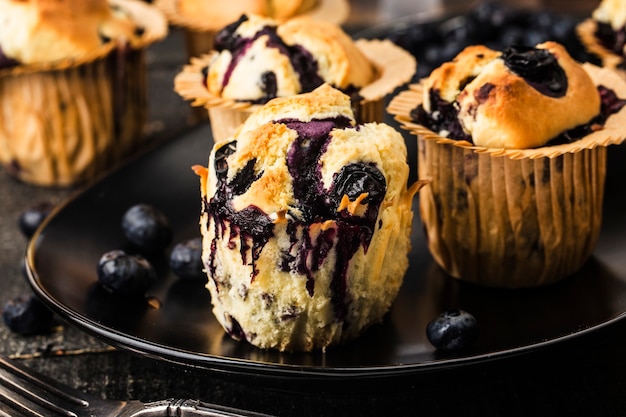 Photo gâteau muffin aux bleuets frais