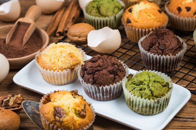 Gâteau Muffin, gâteau au thé, gâteau au chocolat, gâteau aux noix,