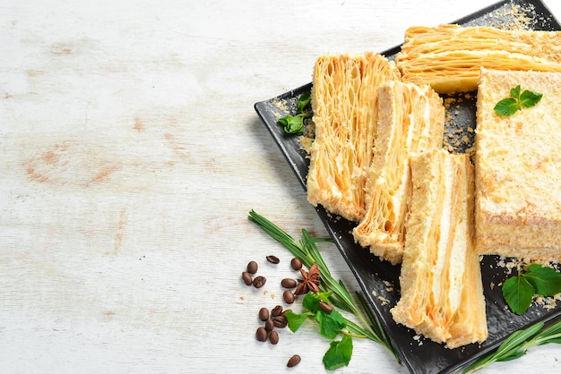 Gâteau Napoléon de pâte feuilletée Pâtisseries sucrées et dessert Vue de dessus