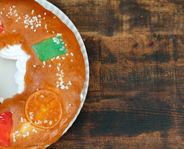 Gâteau de Noël espagnol aux fruits