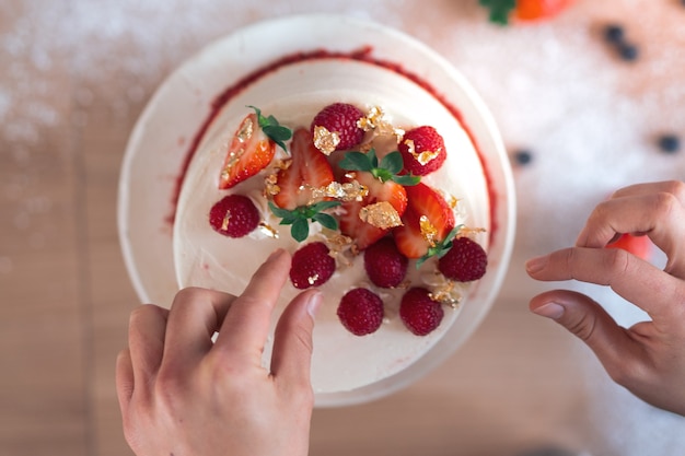 Gâteau traditionnel de velours rouge