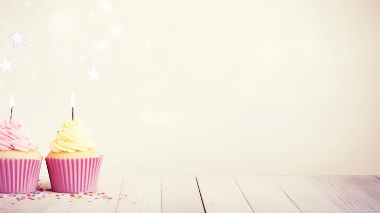 Photo gâteaux de fond d'anniversaire avec des bougies et de l'espace de copie