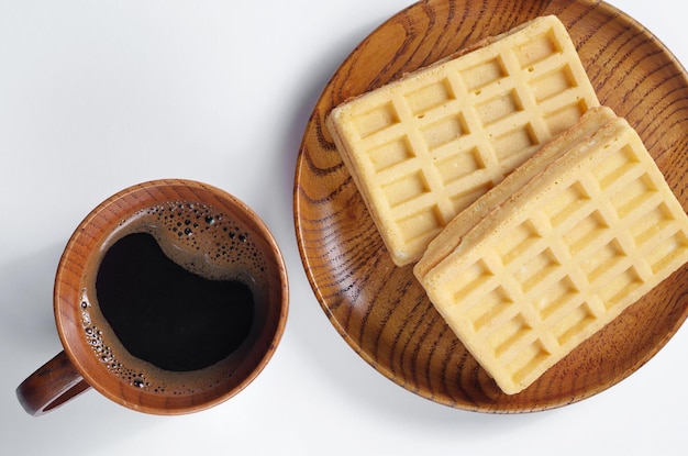 Gaufres en assiette et café