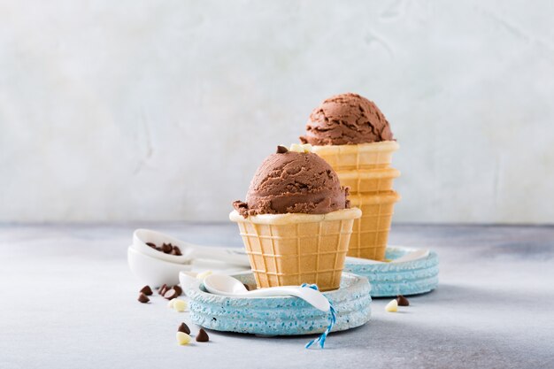 Gaufres avec glace au chocolat