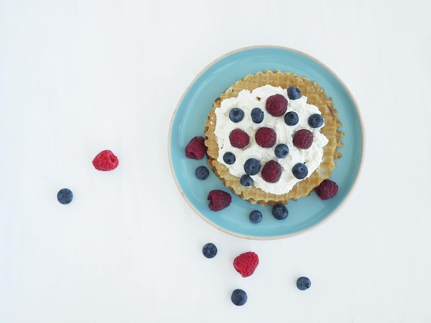 Gaufres à la ricotta sucrée et aux baies