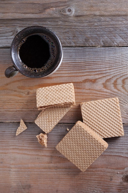 Gaufrettes et tasse de café