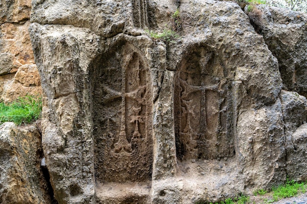 Geghard est un monastère chrétien orthodoxe situé dans la région de Kotayk en Arménie