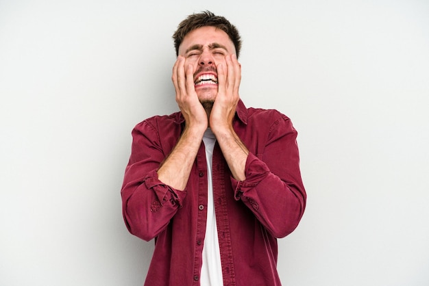 Gémir et pleurer tristement