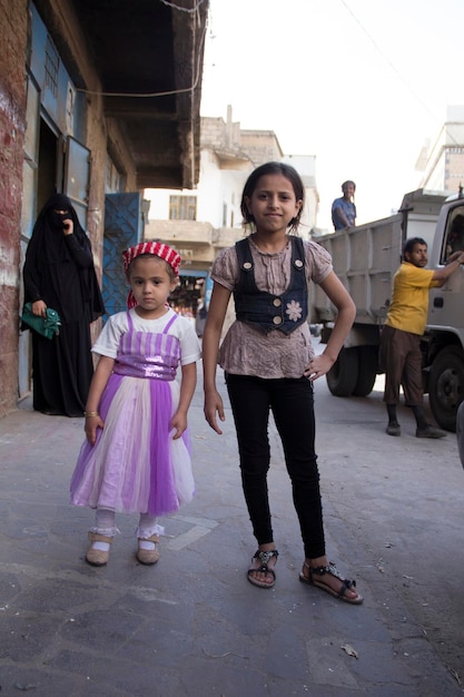 Des gens dans la rue à Sanaa, au Yémen