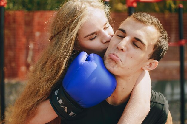 gens piste gants bleu blond