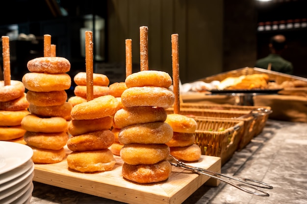 glaçage pile de beignets