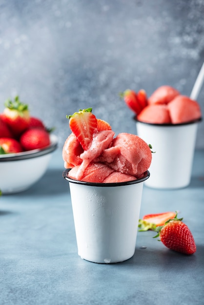 Glace fraise d'été