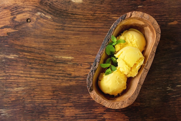 Glace à la mangue