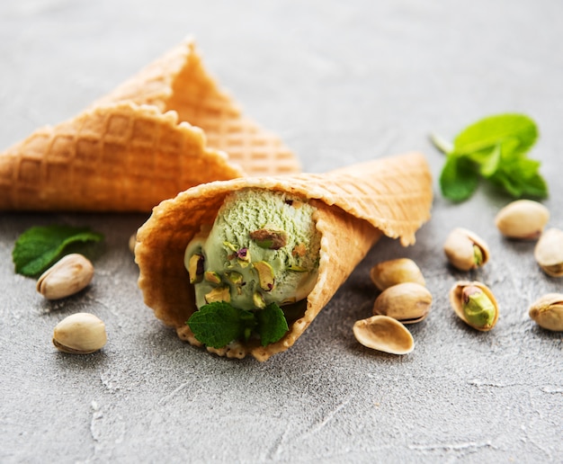 Glace à la pistache et menthe