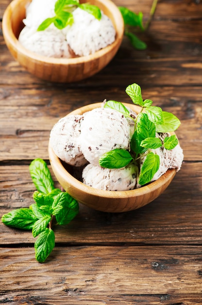 Photo glace sucrée à la menthe et au chocolat