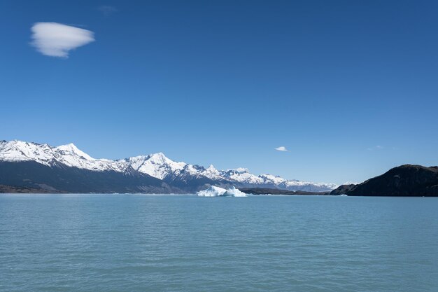 Photo glacier iceberg glace argentine patagonie