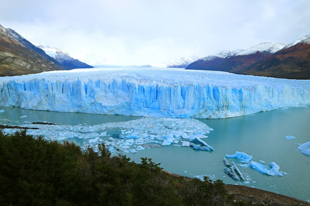 Photo le glacier perito moreno dans le parc national los glaciares