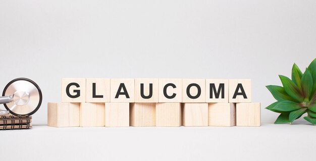 GLAUCOMA mot fait avec concept de blocs en bois