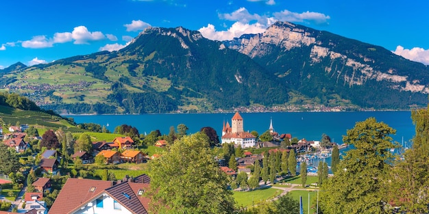 Église et château de Spiez, Suisse