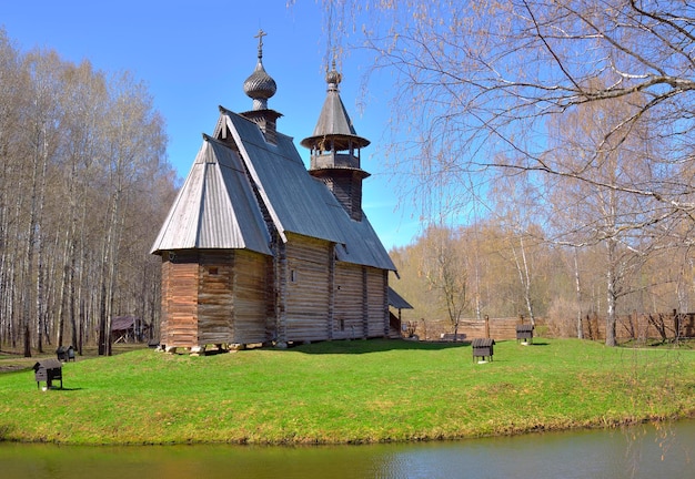 Église orthodoxe en bois Spasskaya