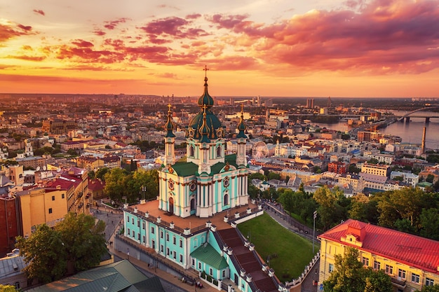 Église Saint-André à Kyiv