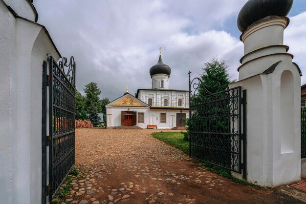 Église de St George le Victorieux Staraya Russa région de Novgorod Russie