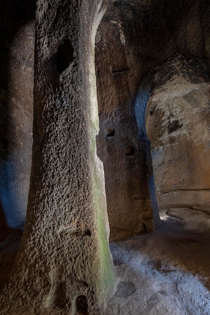 Église troglodytique d'arroyuelos Cantabrie