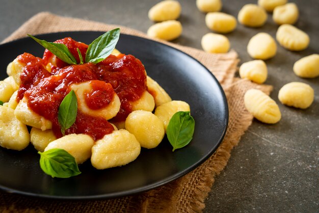 gnocchi à la sauce tomate au fromage