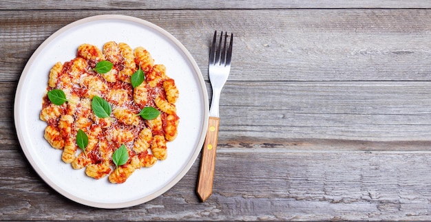 Gnocchis à la sauce tomate basilic et parmesan Alimentation saine Alimentation végétarienne